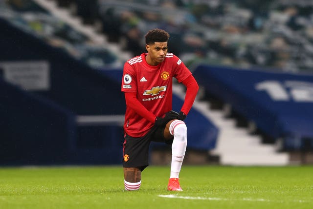 足球运动员:曼联的马库斯·拉什福德(Marcus Rashford)就是其中之一,他们呼吁社会媒体公司解决在线虐待问题(Michael Steele / PA)